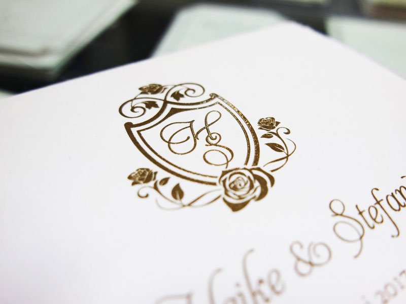 Beispiel für ein zeitlose Hochzeitslogos und Monogramme mit Reliefdruck